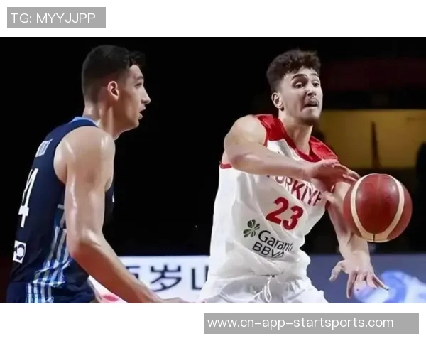 申京：团队协作与个人能力并重我们随时准备迎接关键时刻的挑战